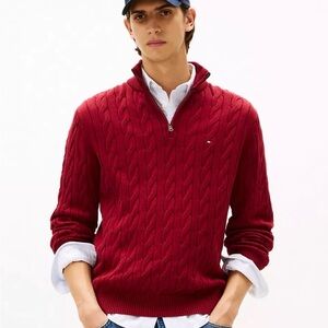 Tommy Hilfiger Red Cable Knit Quarter Zip Sweater Men’s Small